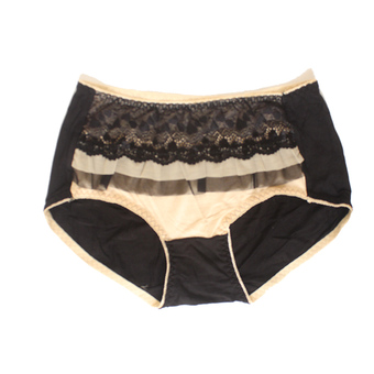 Celana Dalam Motif Eelic