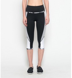 raquellingerie ACTIVEWEAR Sports Pants Jordin Black Capri Pants